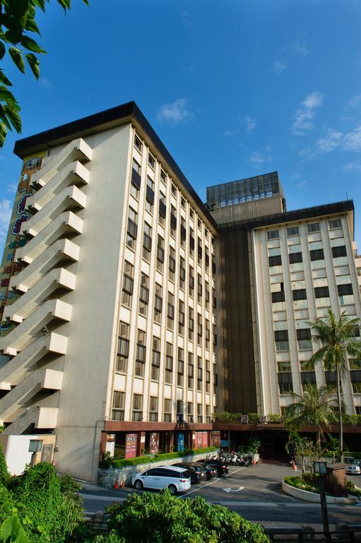Atami Hotel Tajpej Buitenkant foto
